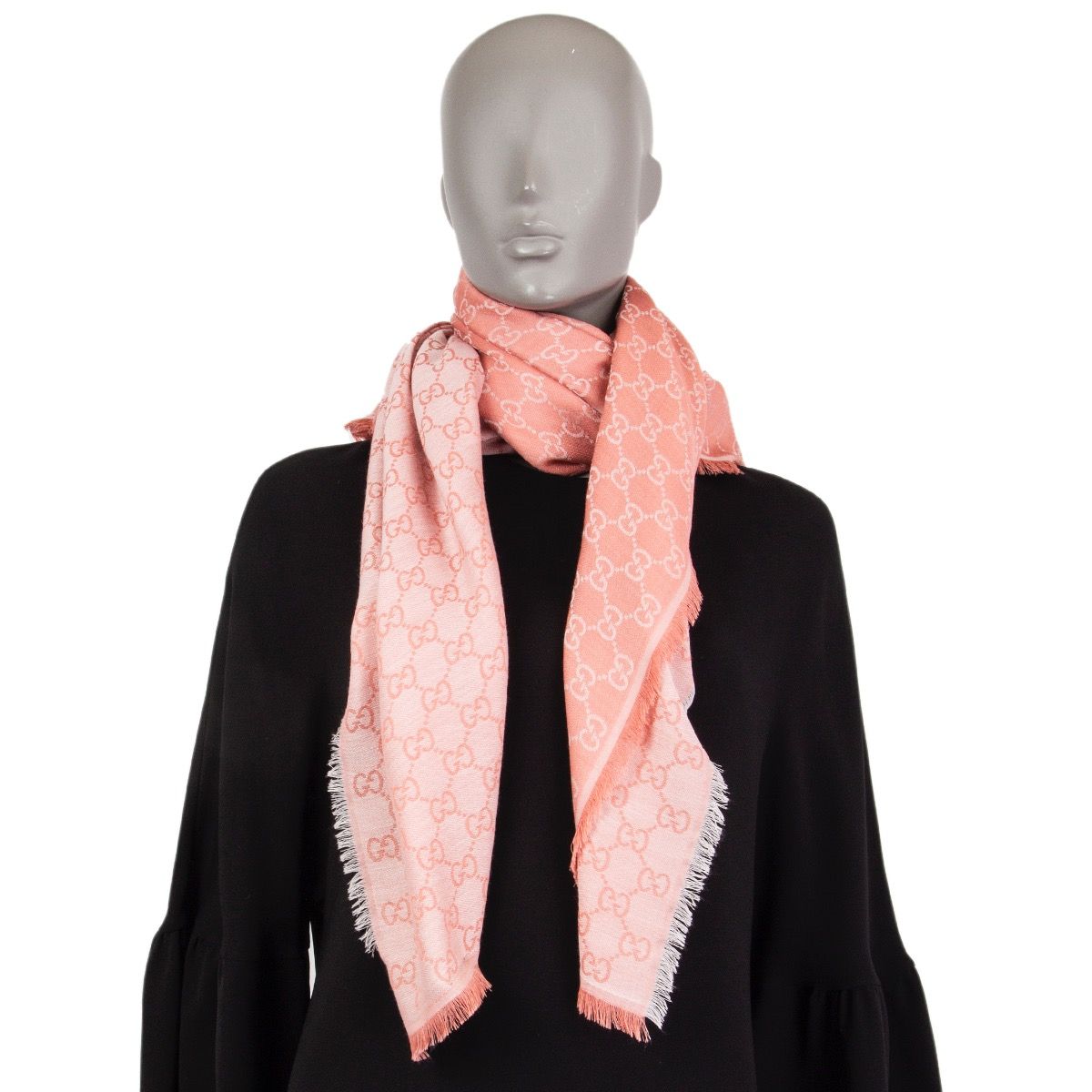 Gucci floral print silk scarf, how to tie silk scarf, Chanel oversized  tortoiseshell sunglasses, Louis Vuitton st. germain shoulder bag dune  leather, Italian fashion blogger - Meagan's Moda