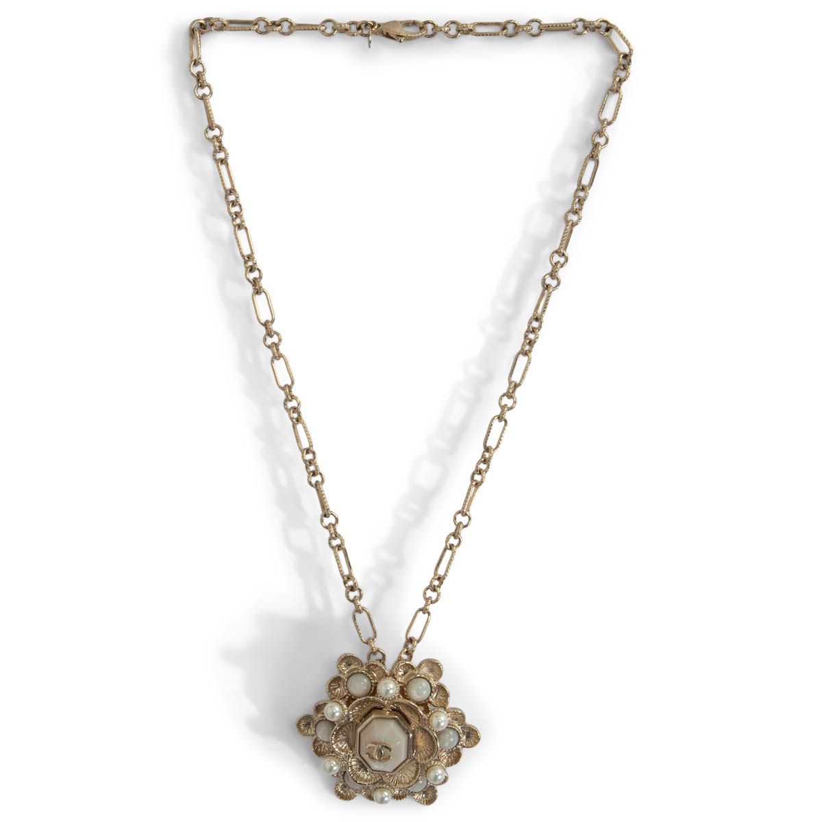 Chanel 2016 Seoul Pearl Camellia Chain Necklace 16C