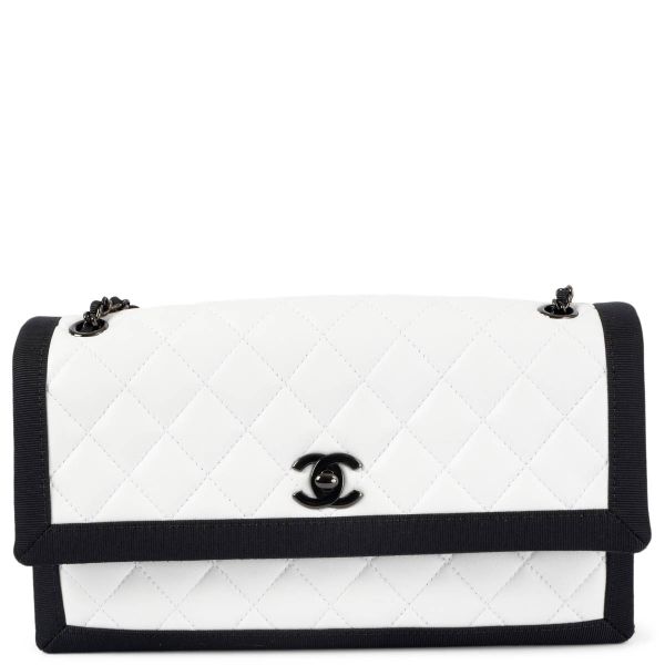 Chanel 2016 Seoul Grosgrain Trim Quilted Flap Shoulder Bag White/Black 16C A91011